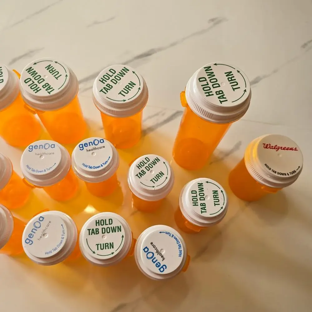 Pill Bottles (14) Empty Medicine Pill Vials Bottles Twist Lid Storage Multi Size